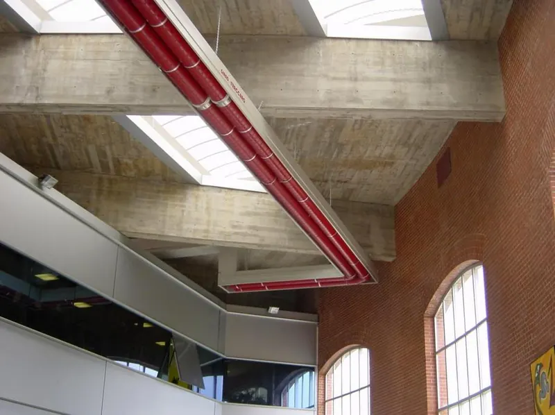 Calefacción de nave industrial en Centro Salud Amorebieta, Bizkaia (2006)