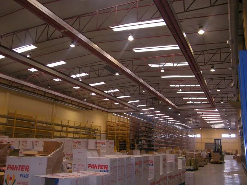Calefacción de nave industrial en El Corte Inglés, Valdemoro (2009)