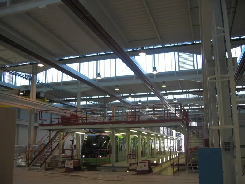 Calefacción de taller ferroviario en Tranvía Vitoria, Álava (2008)